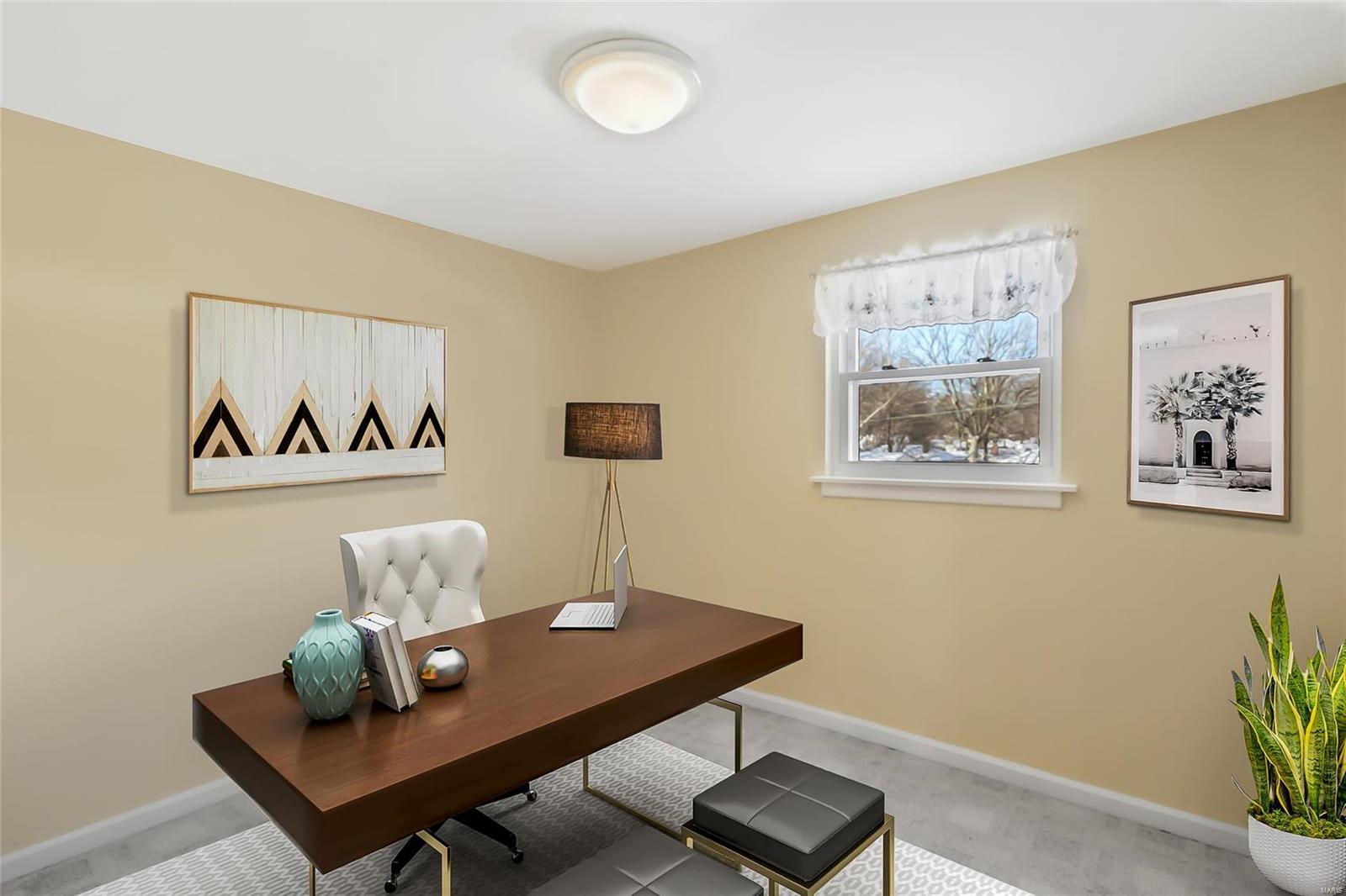 Webster Groves, Missouri 63119, United States, 4 Bedrooms Bedrooms, ,2 BathroomsBathrooms,Residential,Pending,19871