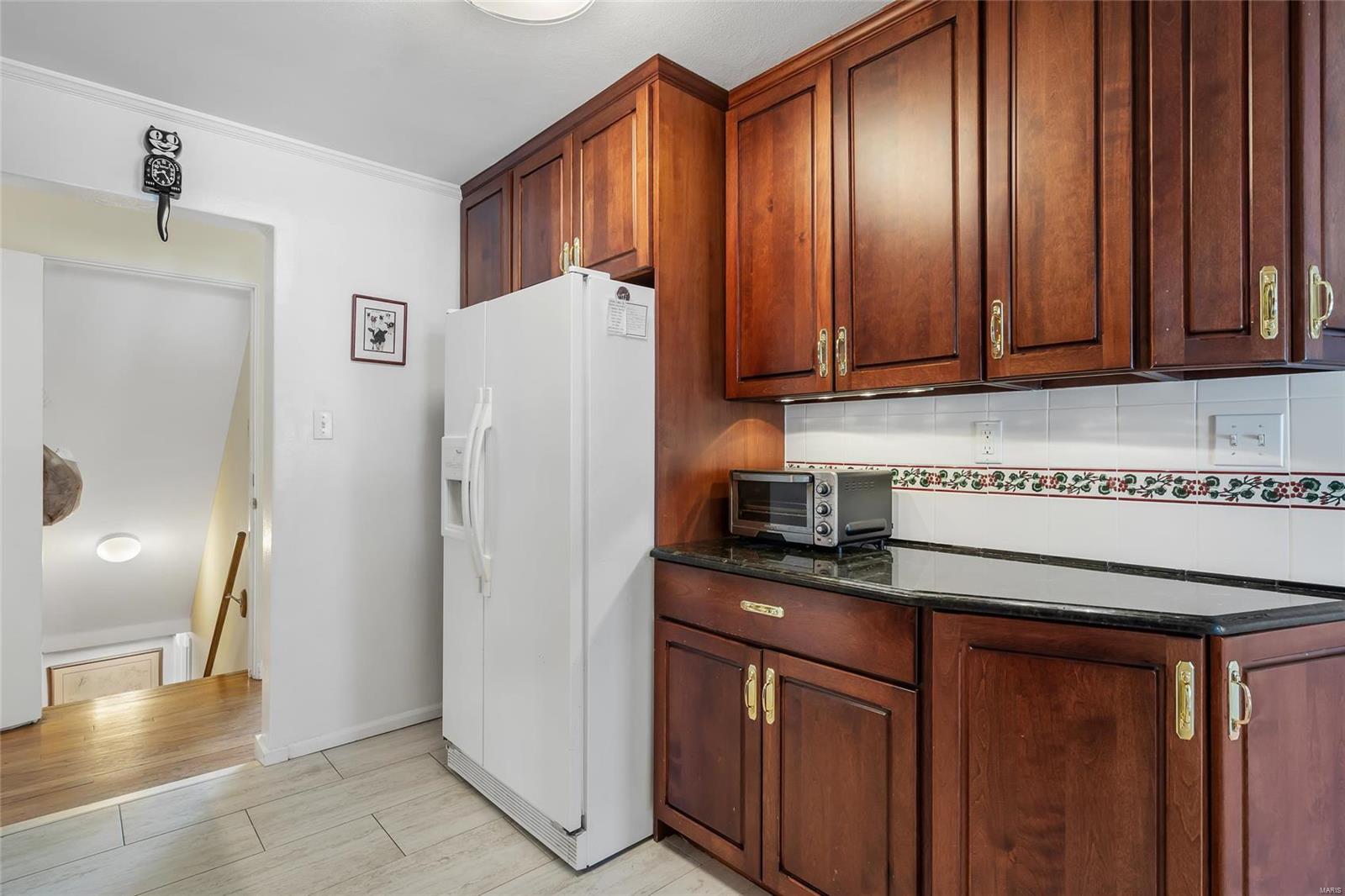 Webster Groves, Missouri 63119, United States, 4 Bedrooms Bedrooms, ,2 BathroomsBathrooms,Residential,Pending,19871