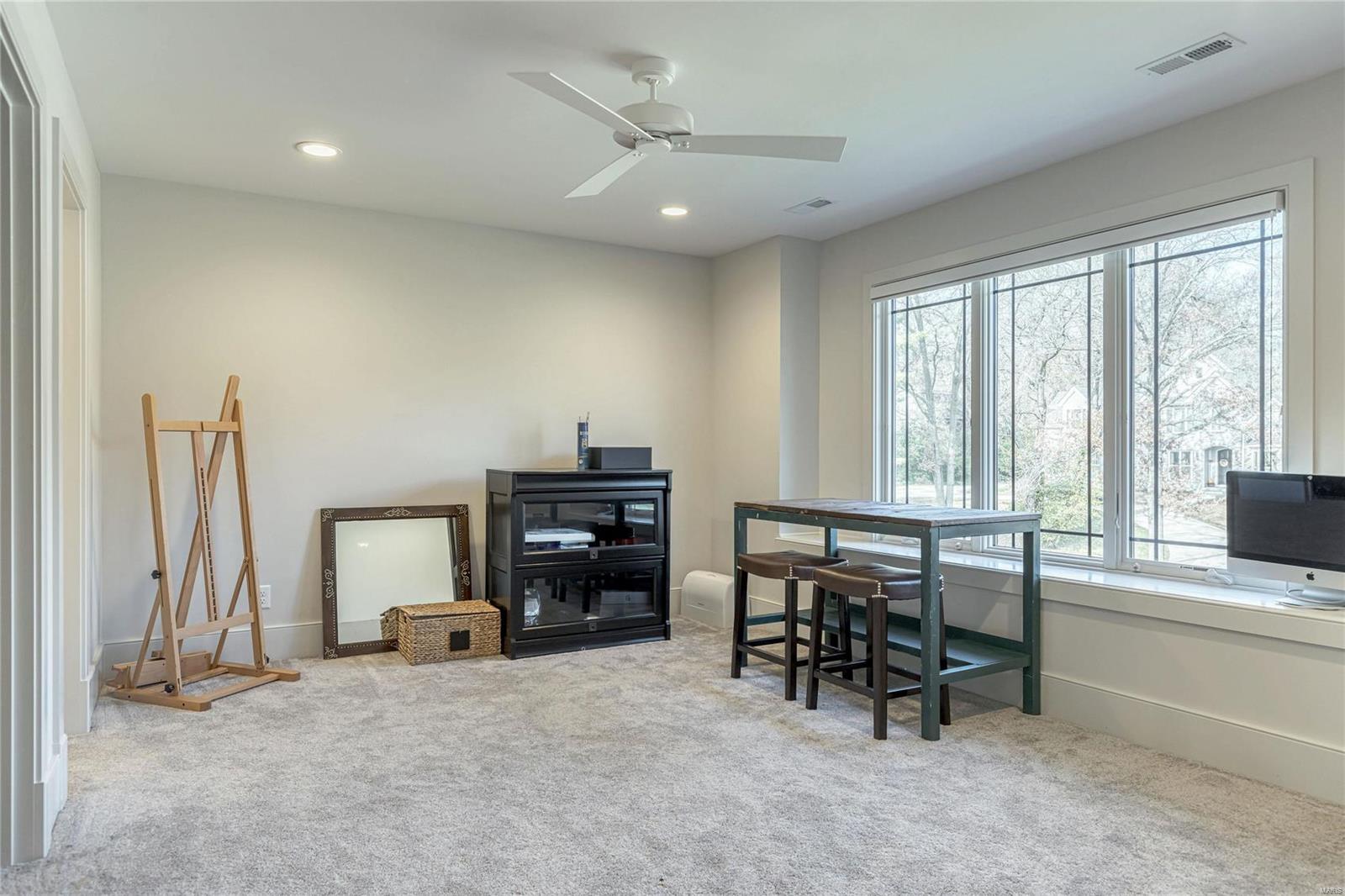 Colonial Hills Parkway - Residential