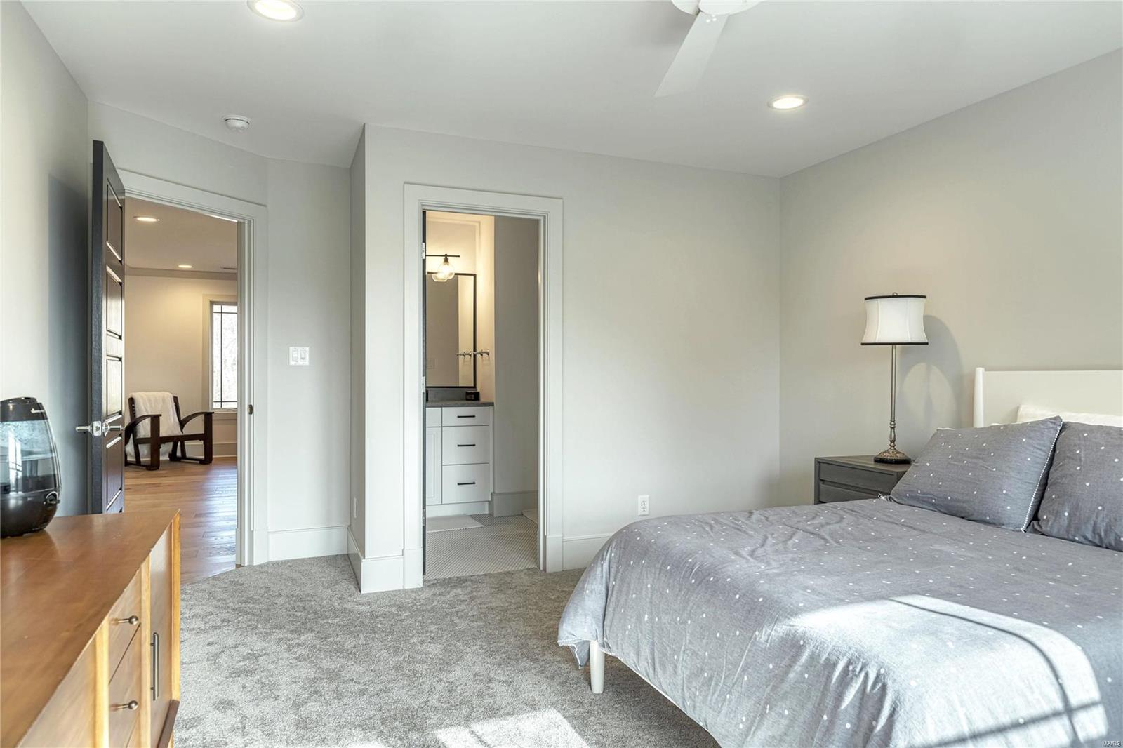 Colonial Hills Parkway - Residential