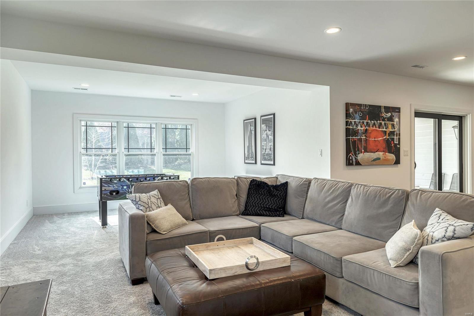 Colonial Hills Parkway - Residential