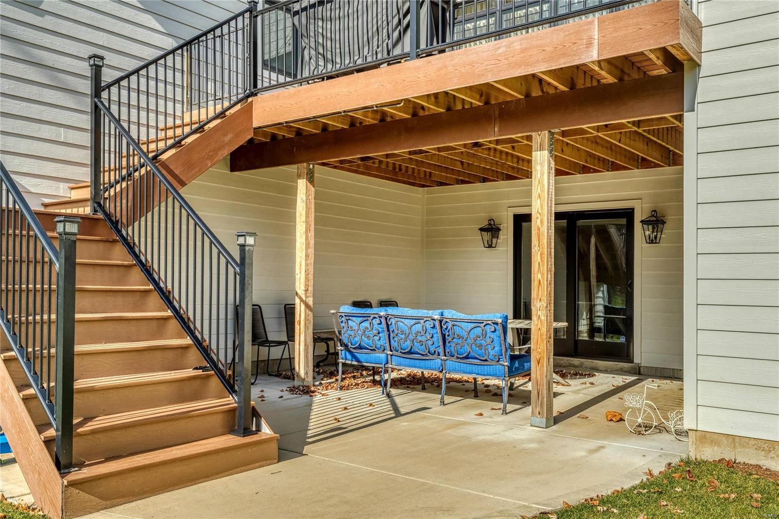 Colonial Hills Parkway - Residential