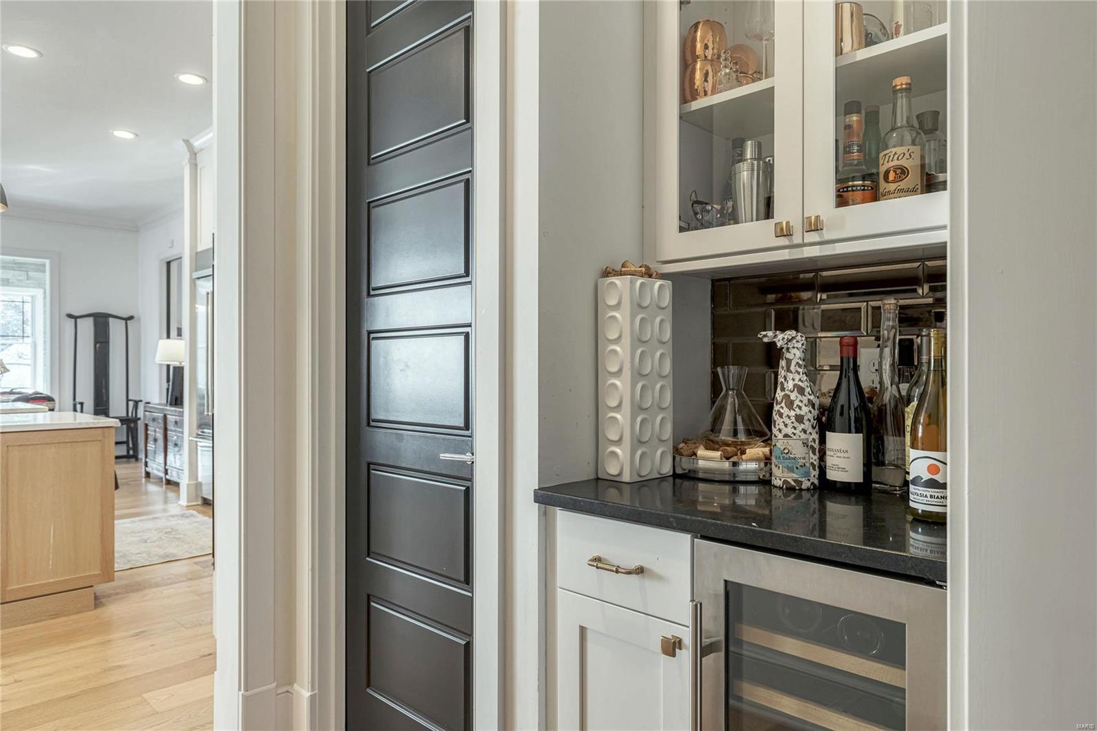 Colonial Hills Parkway - Residential