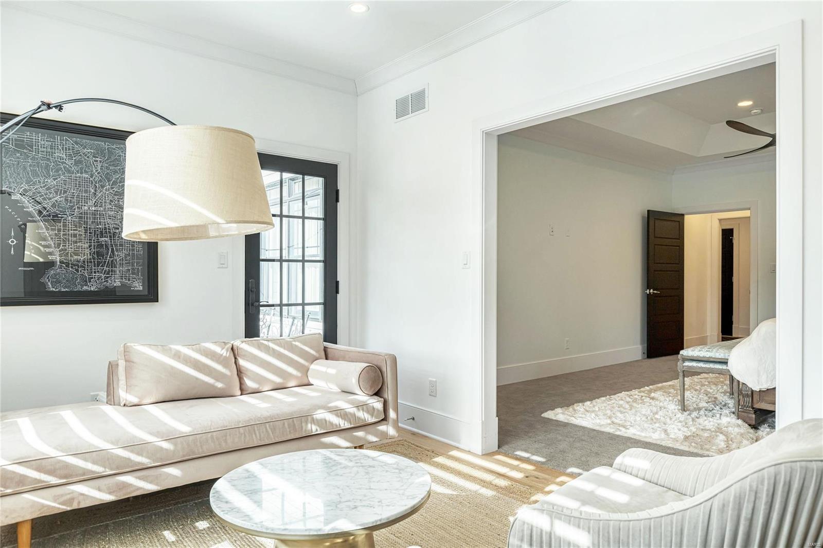 Colonial Hills Parkway - Residential