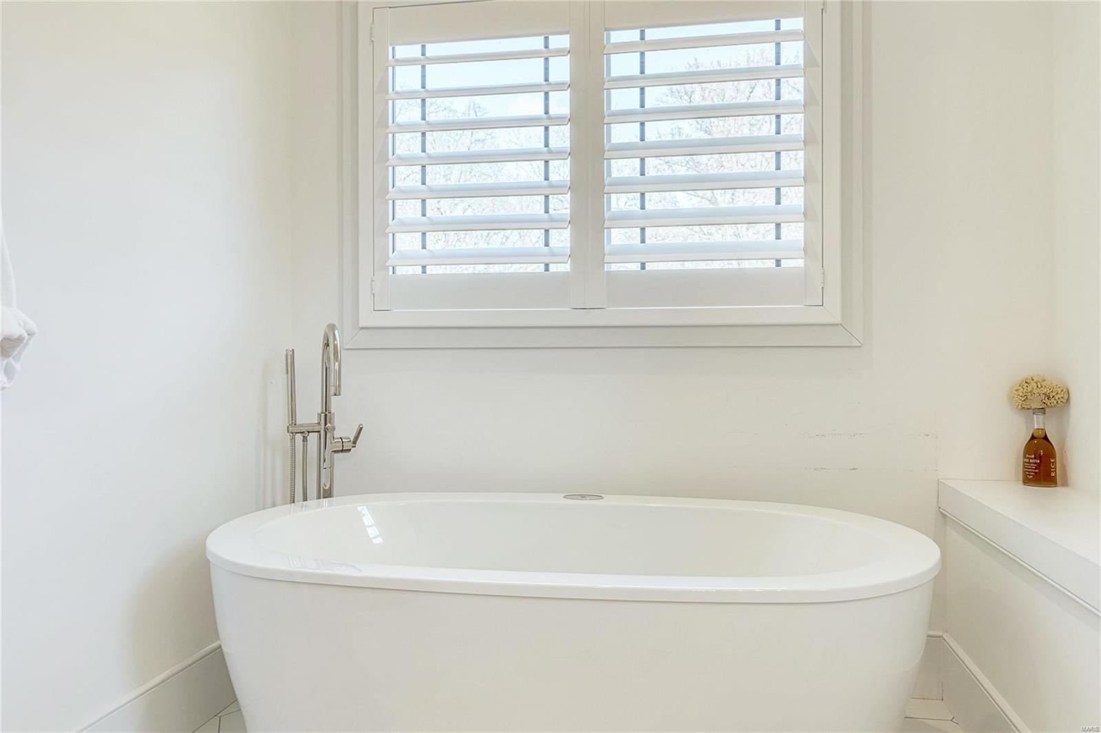 Colonial Hills Parkway - Residential