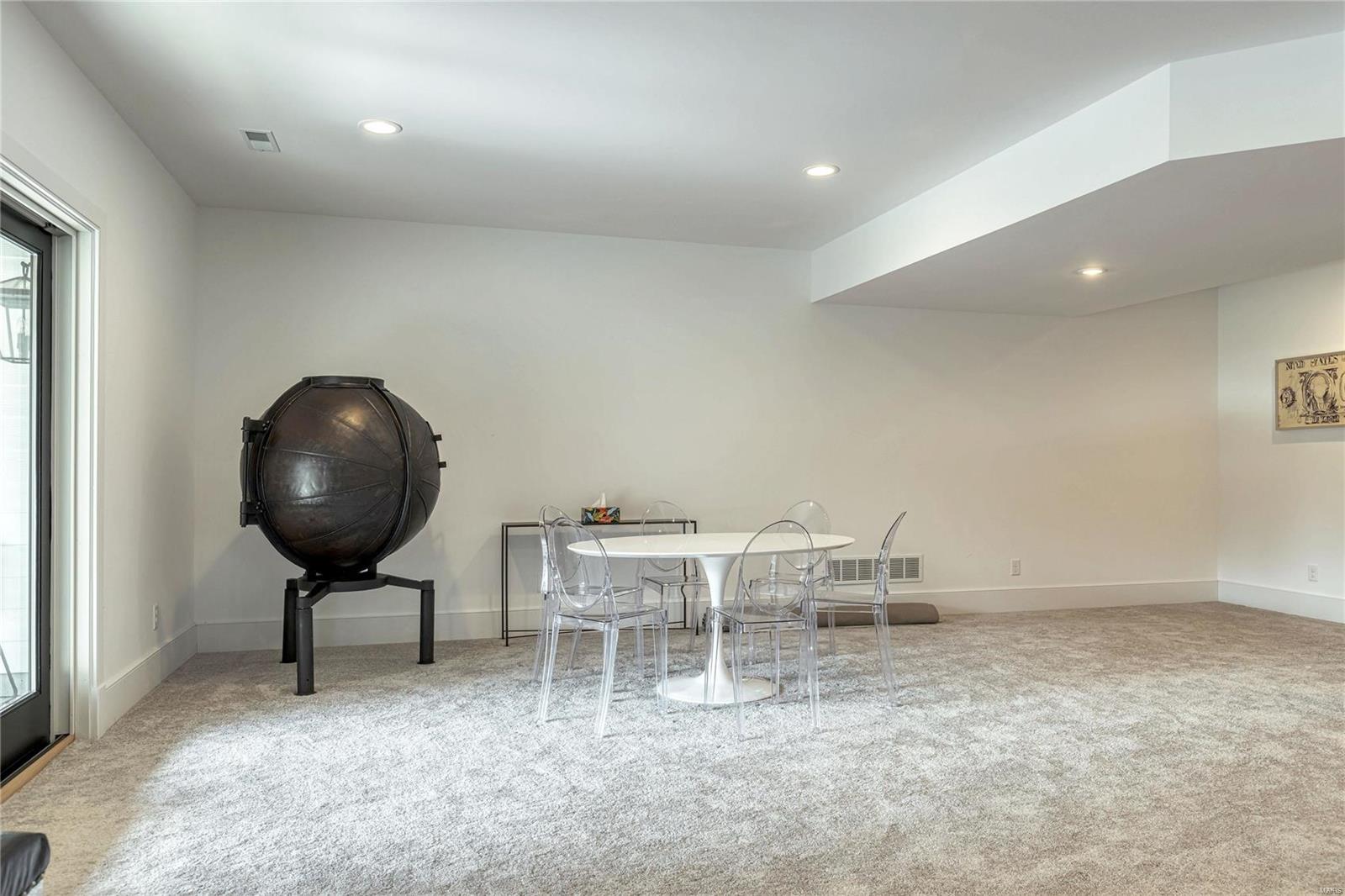 Colonial Hills Parkway - Residential