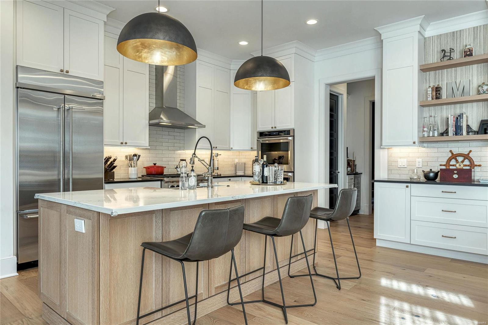 Colonial Hills Parkway - Residential