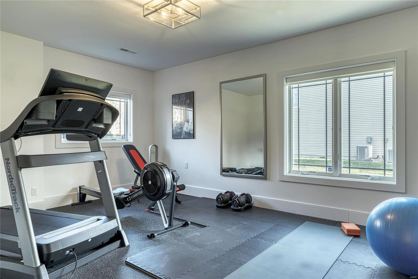 Colonial Hills Parkway - Residential