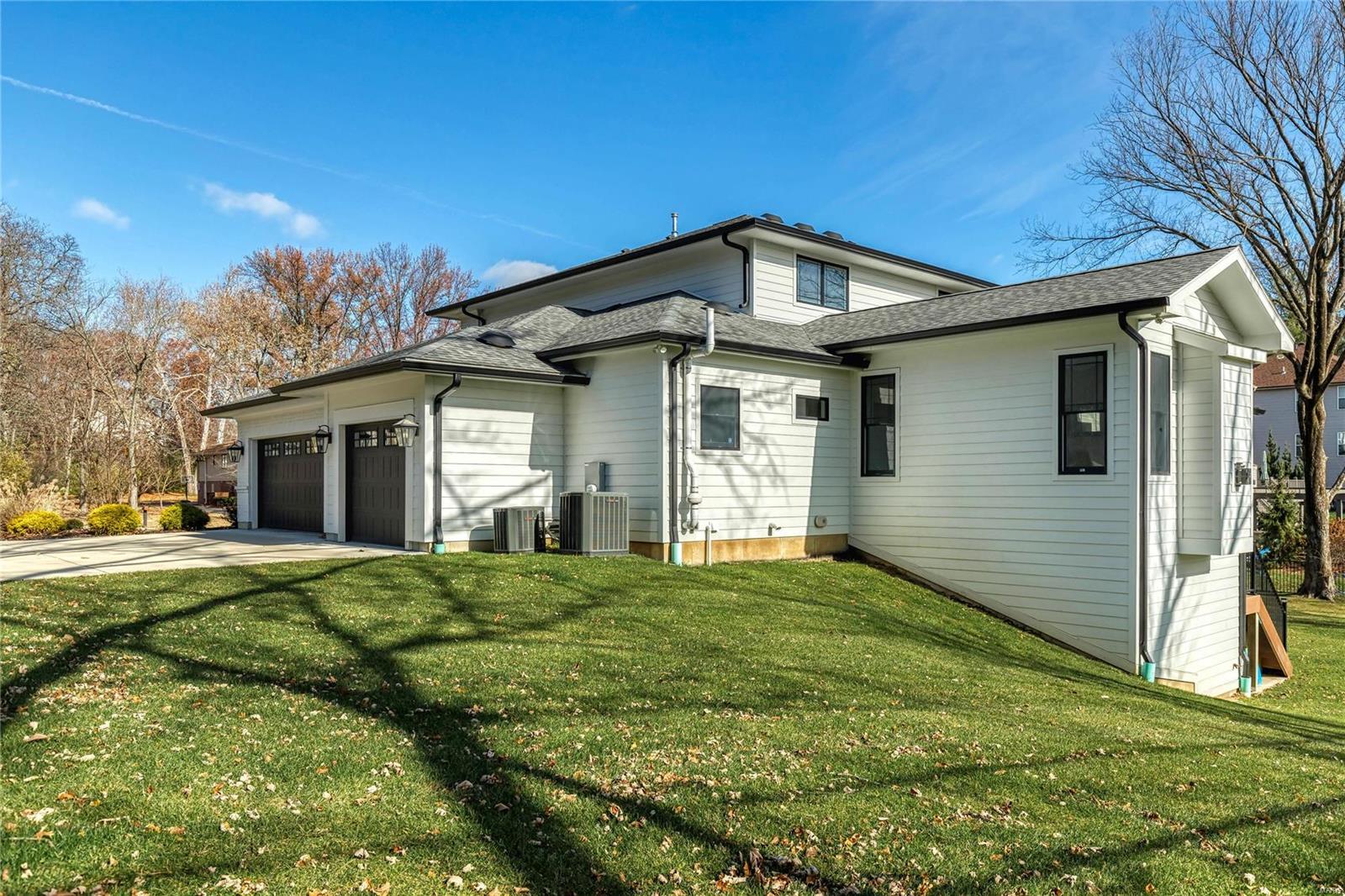 Colonial Hills Parkway - Residential