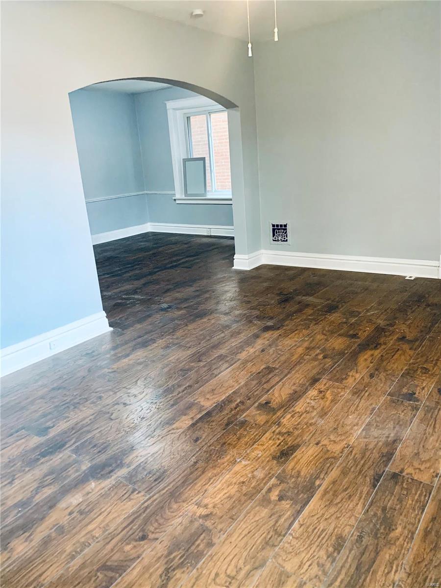 City/Stlouis - Residential Income