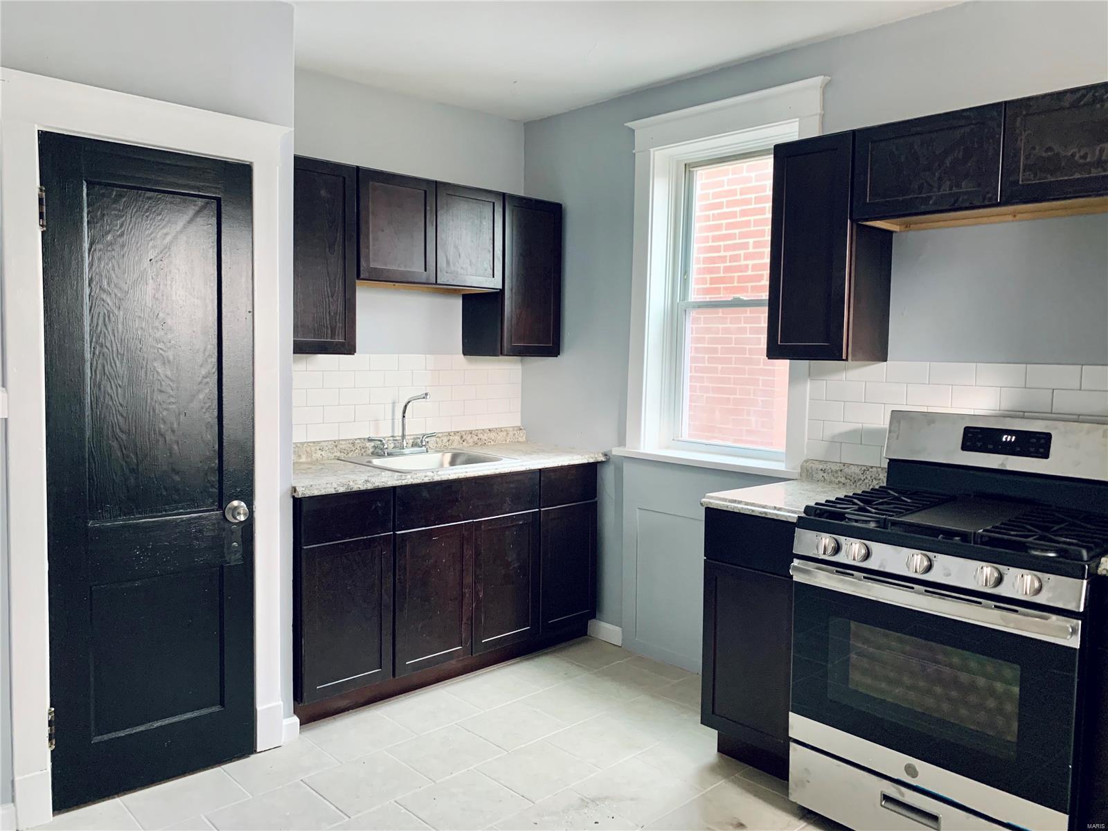 City/Stlouis - Residential Income