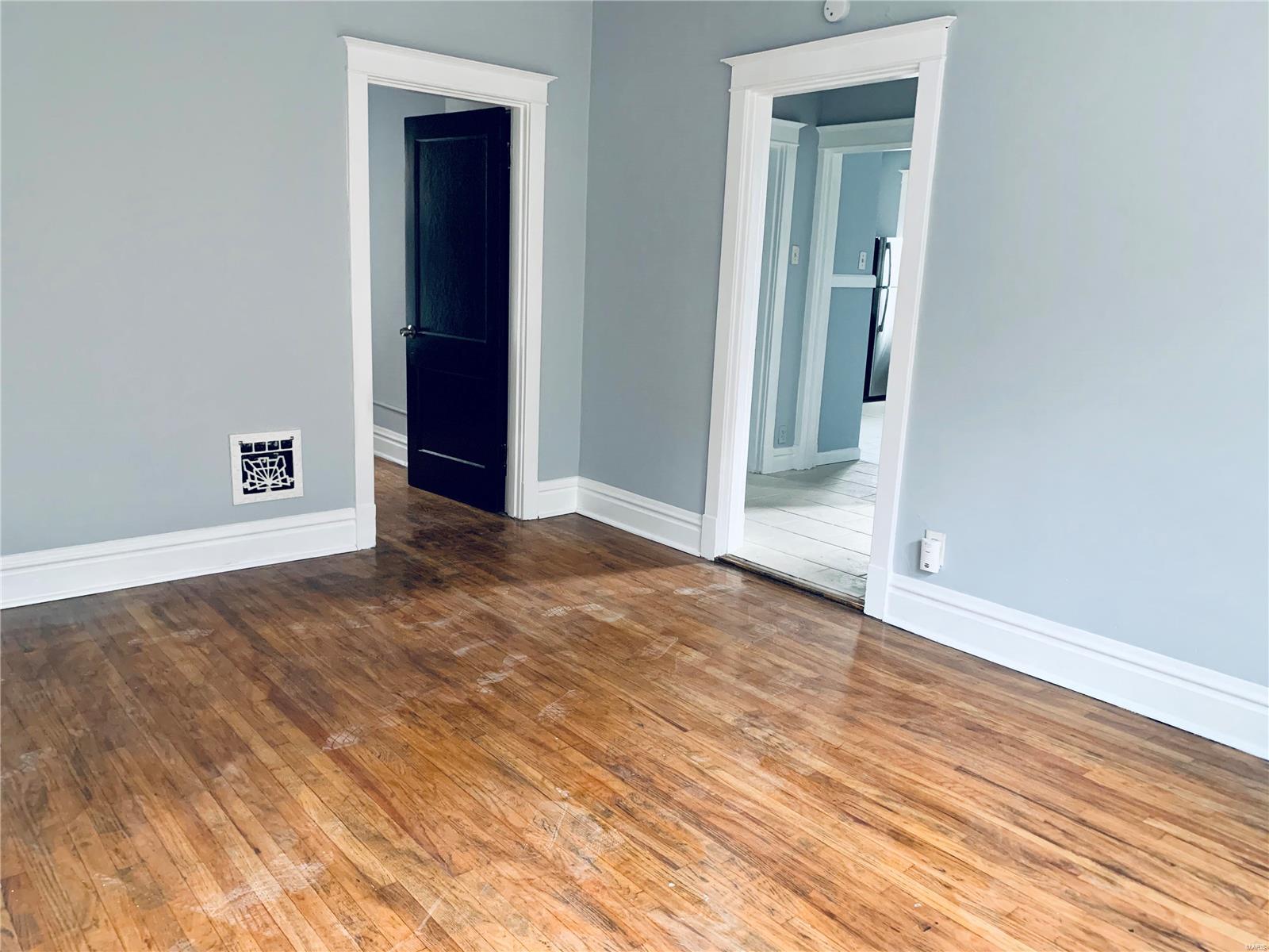 City/Stlouis - Residential Income