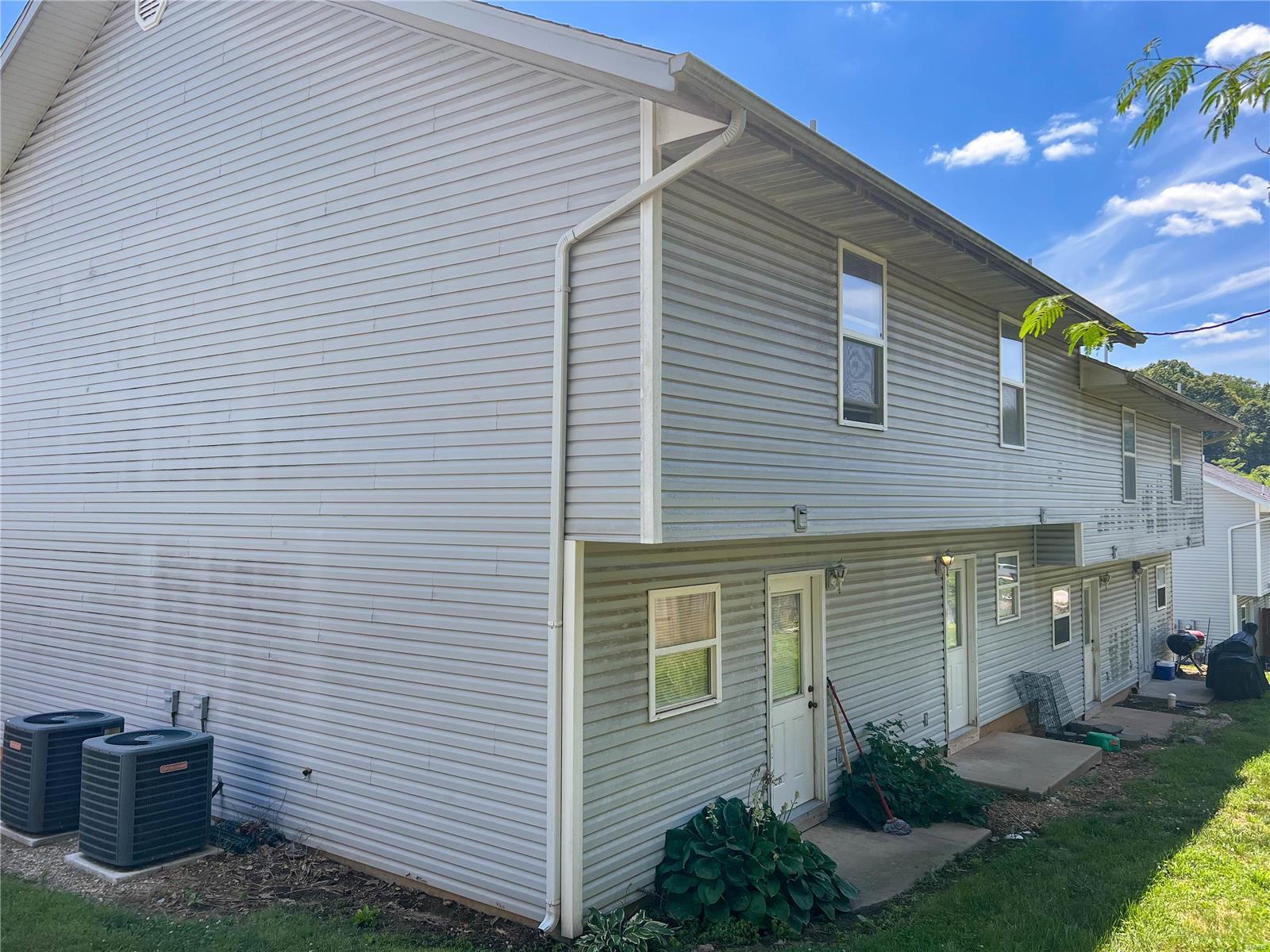 Hunters Point Town Homes - Residential Income