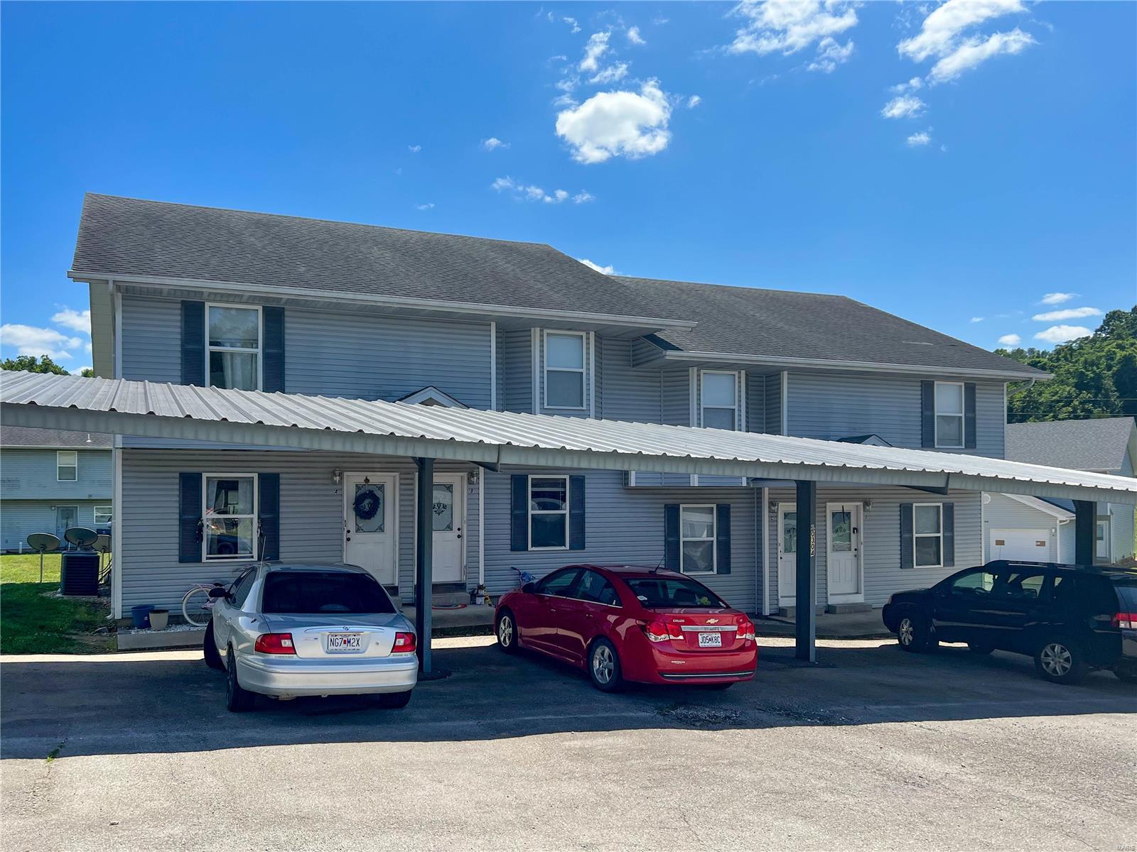 Hunters Point Town Homes - Residential Income