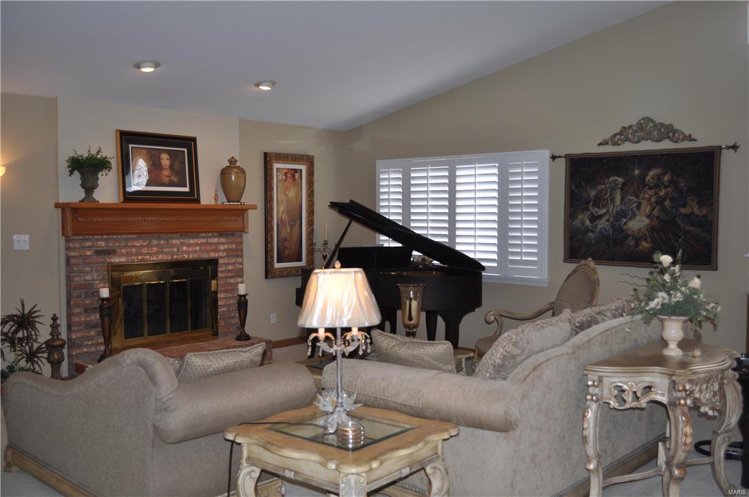 Cave Spgs Estate #2 - Residential