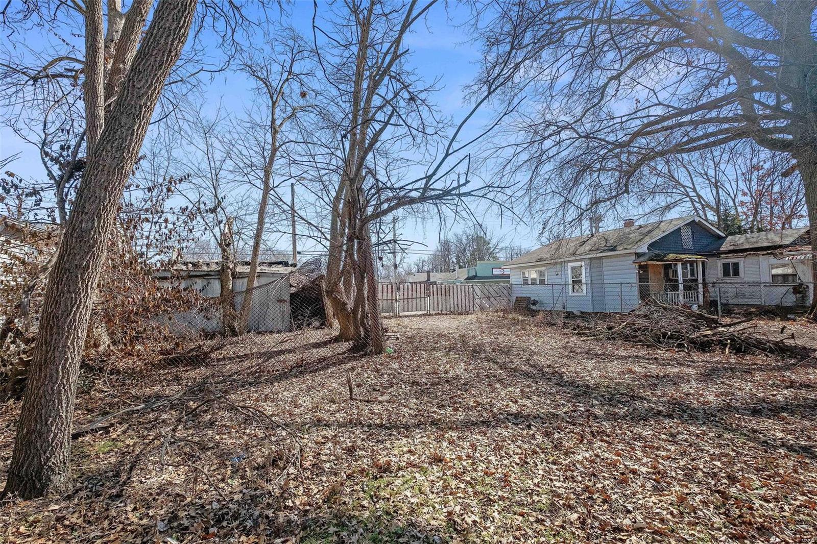 St Louis, Missouri 63114, United States, 2 Bedrooms Bedrooms, ,1 BathroomBathrooms,Residential,Pending,83039