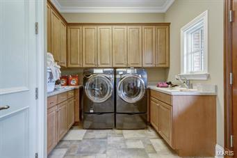 Town & Country Manor - Residential