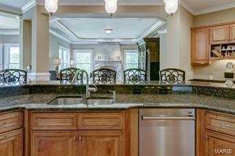 Town & Country Manor - Residential