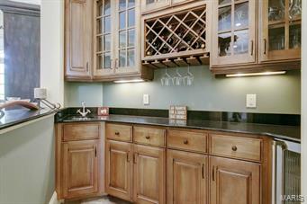 Town & Country Manor - Residential