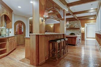 Town & Country Manor - Residential