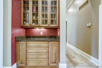 Town & Country Manor - Residential