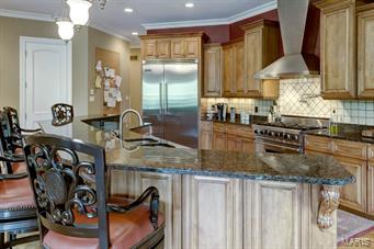 Town & Country Manor - Residential