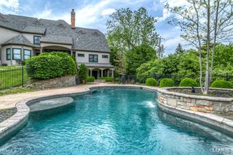 Town & Country Manor - Residential