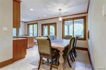 Town & Country Manor - Residential