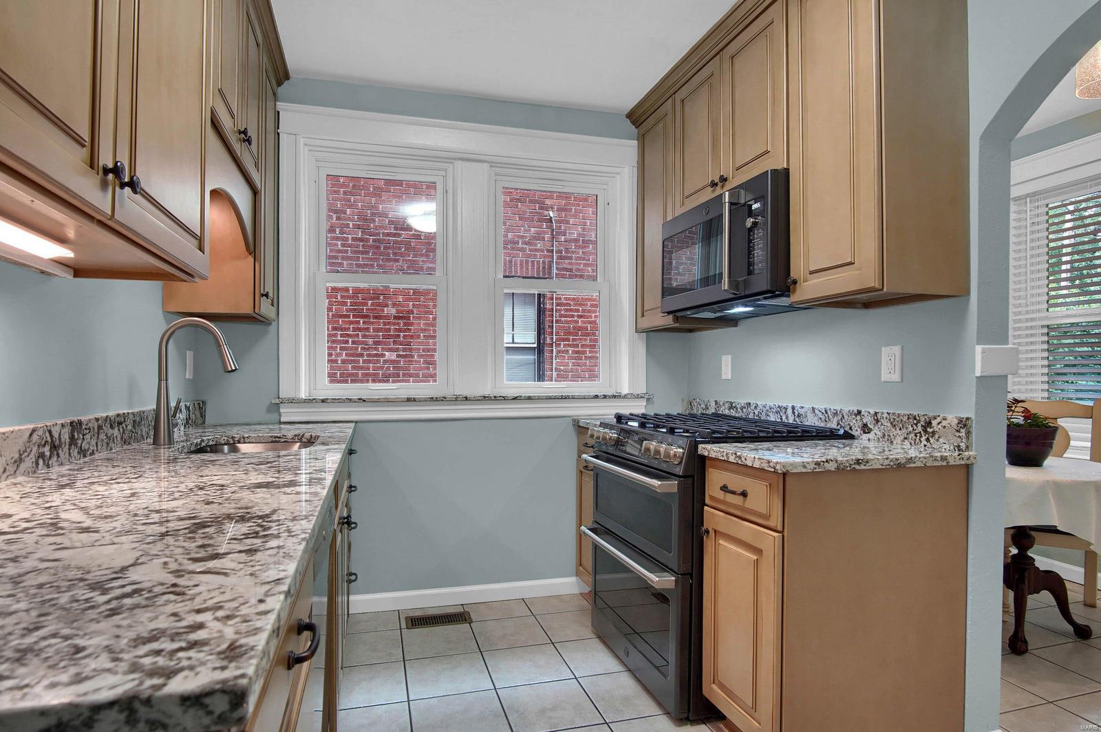 West Forsyth Place - Residential Lease