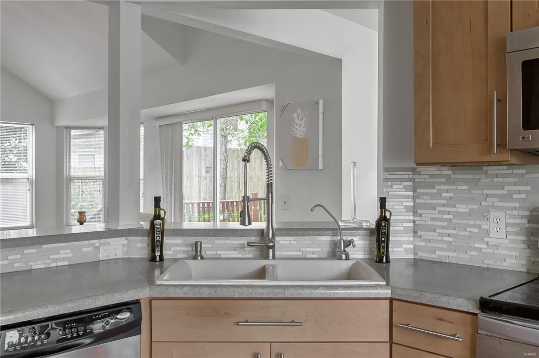 Hollow Creek - Residential