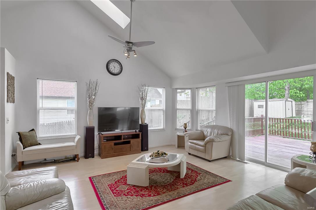 Hollow Creek - Residential