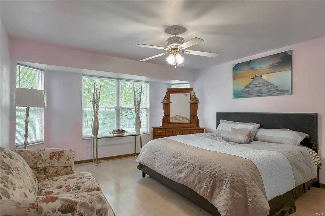 Hollow Creek - Residential