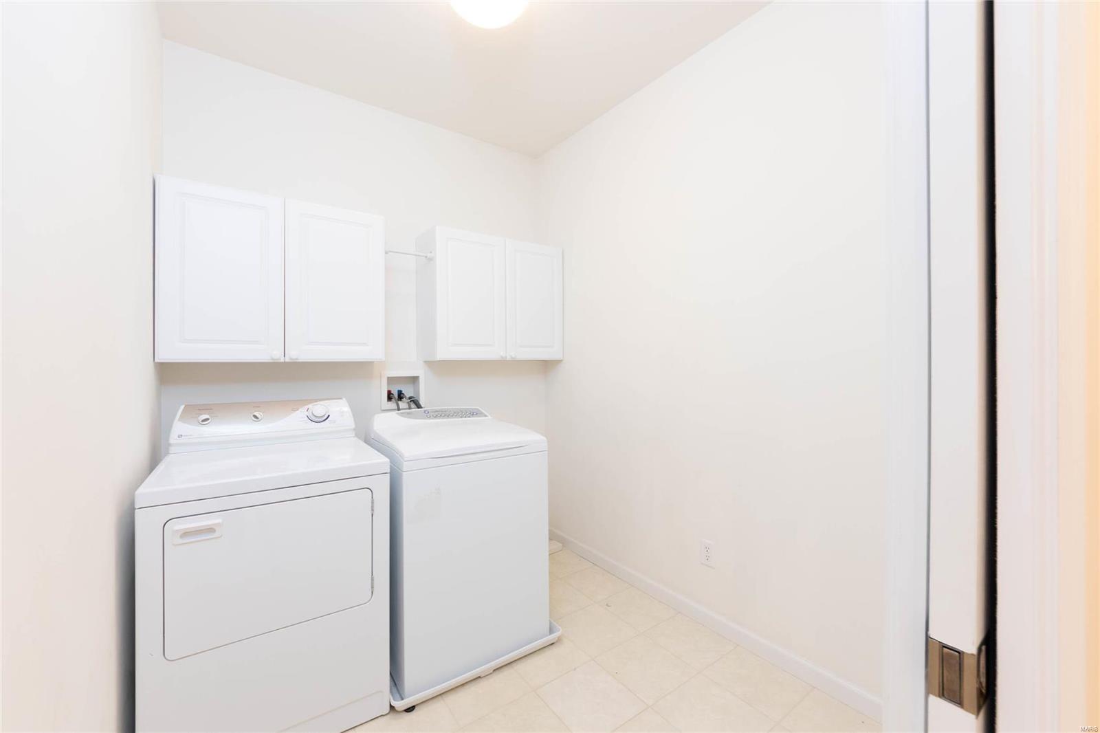 Manors at Meadowbrook - Residential