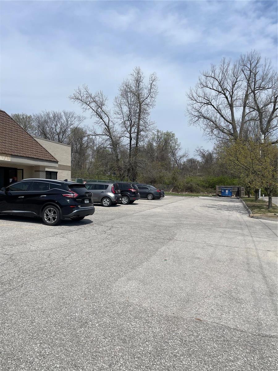 11901 W Florissant Avenue