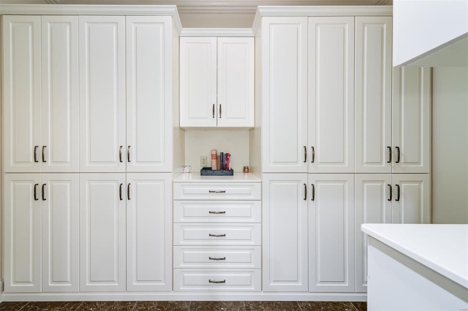 Governor Place - Residential