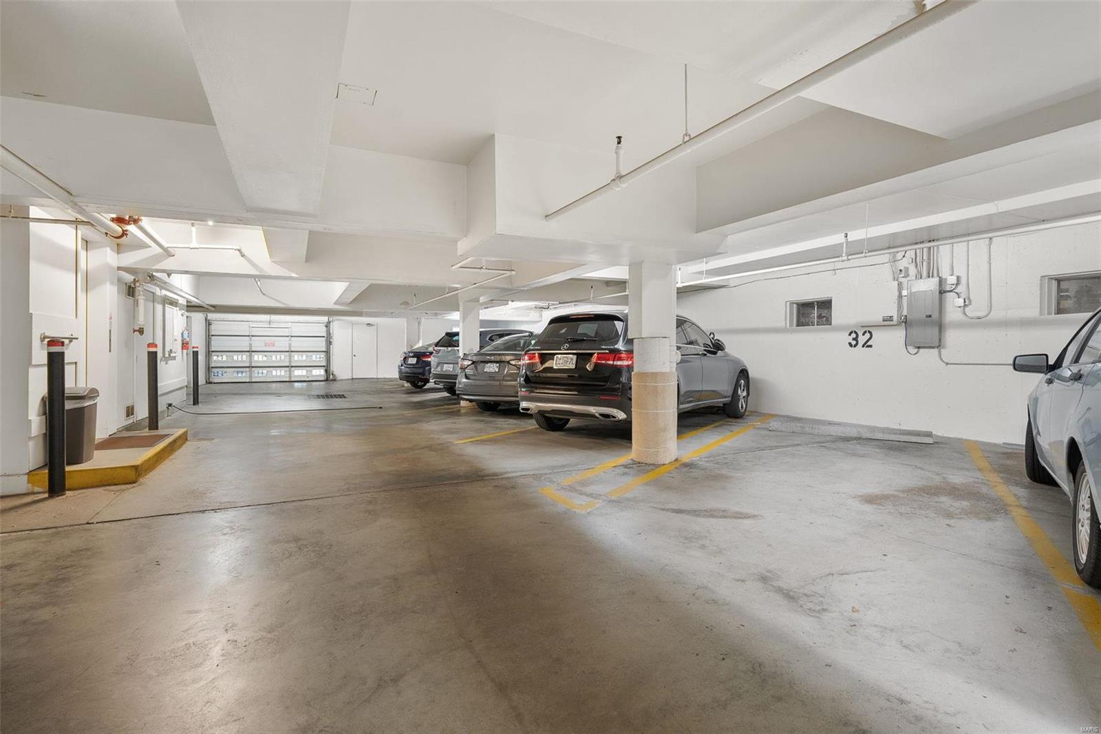 Homewood Condo - Residential