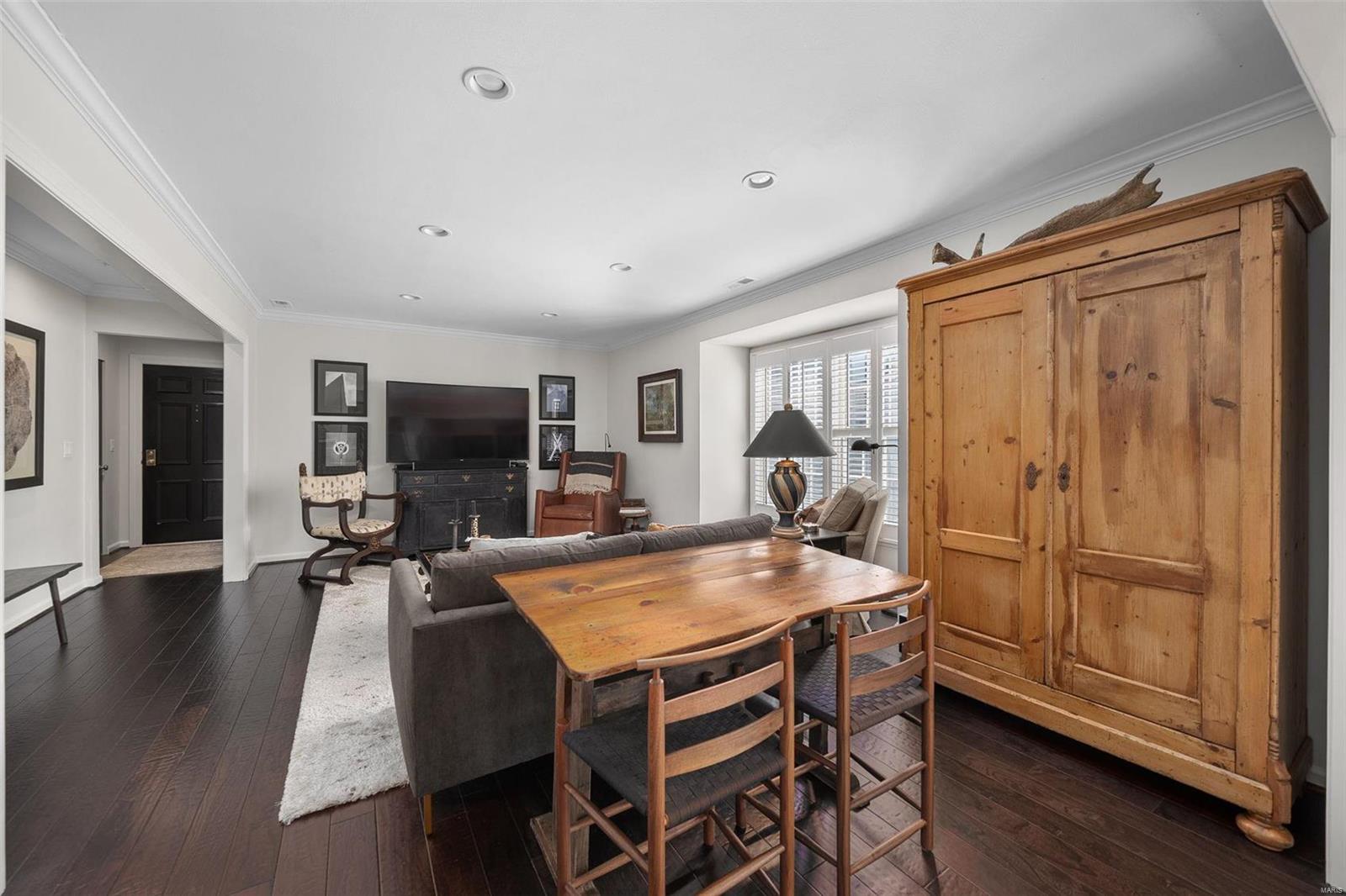 Homewood Condo - Residential