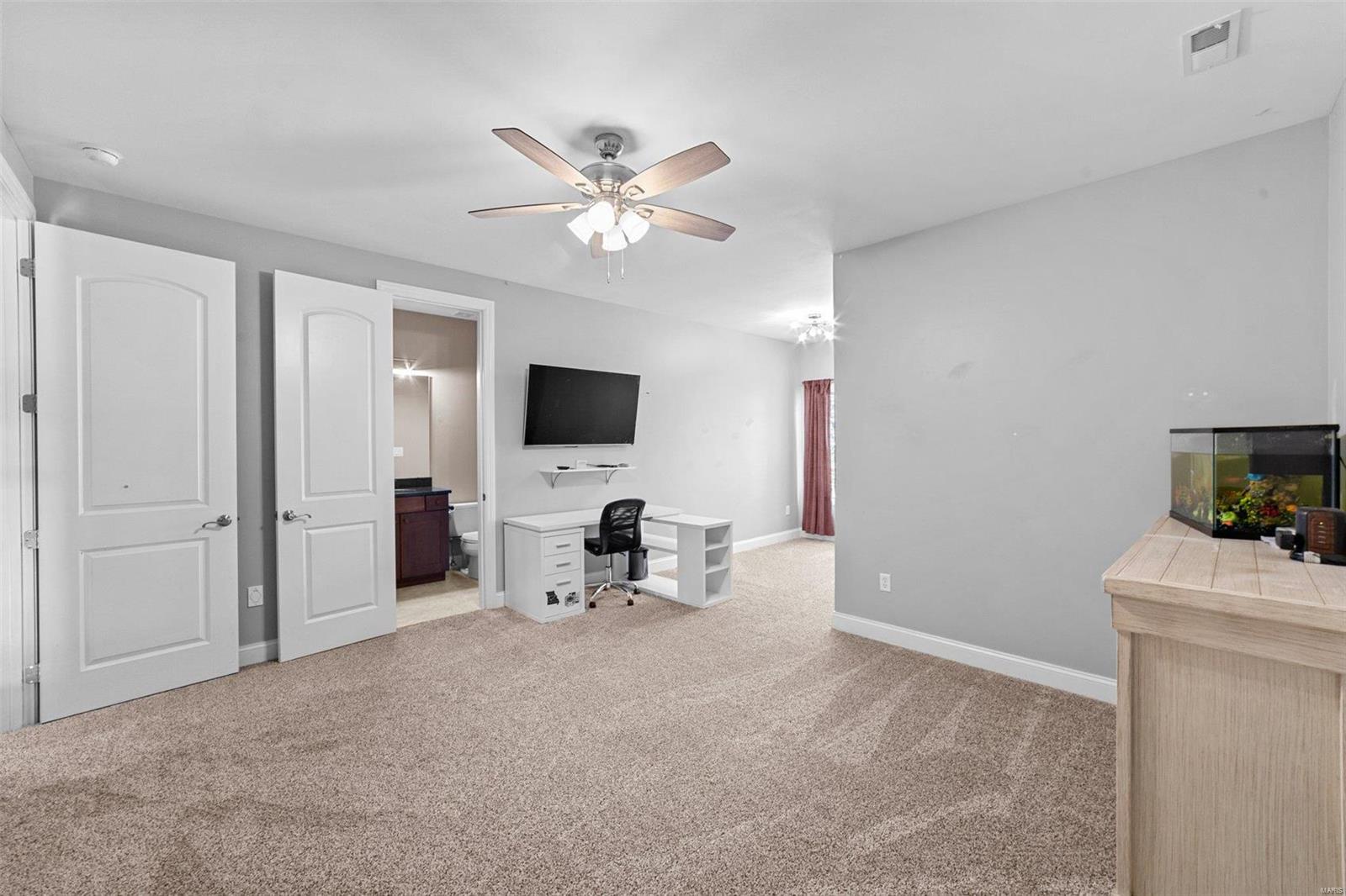 Fox Hill Farms - Residential