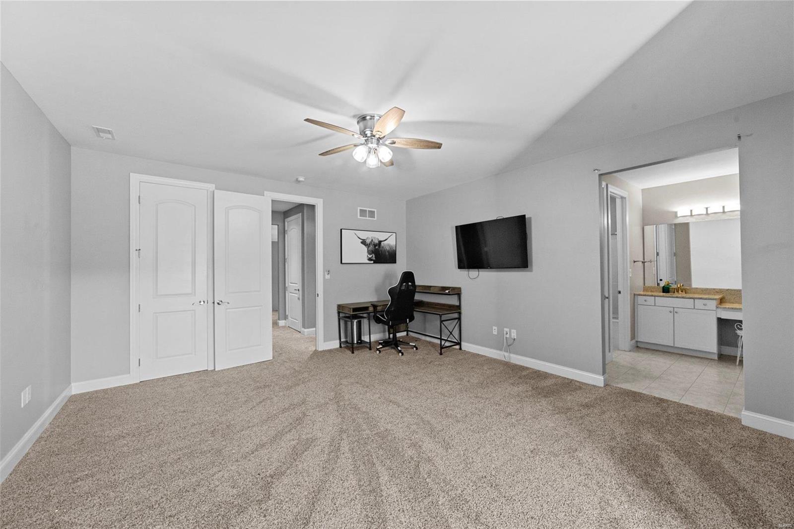 Fox Hill Farms - Residential