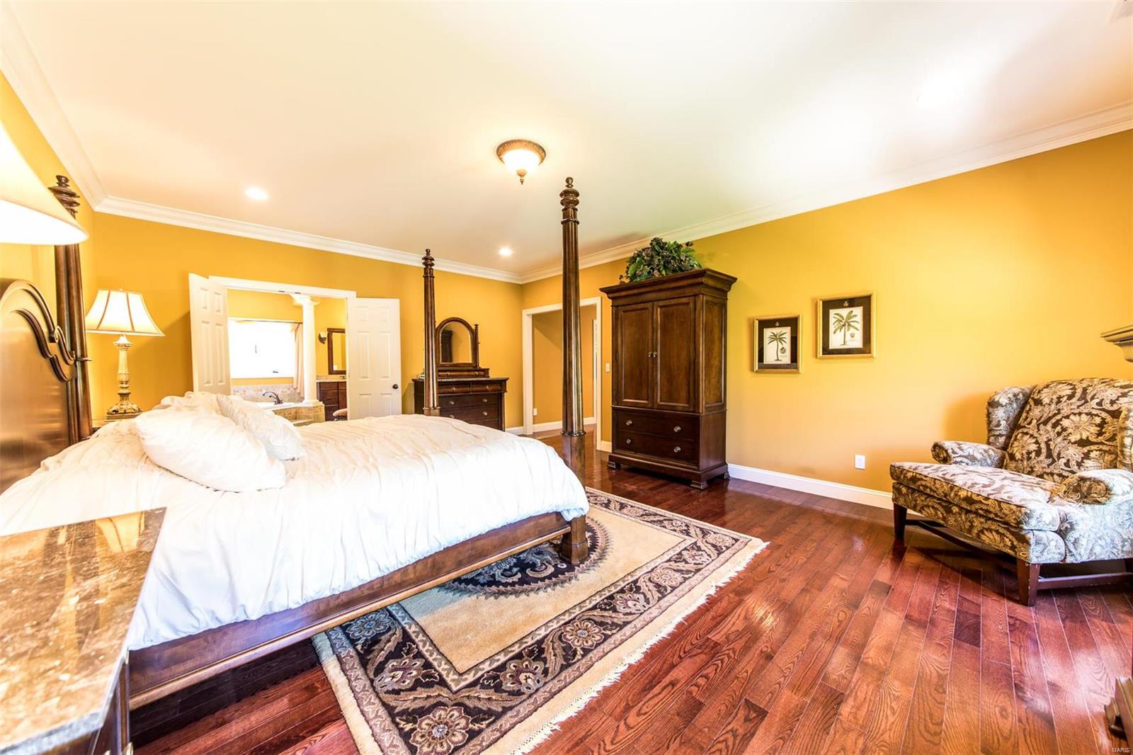 Country Estate - Residential