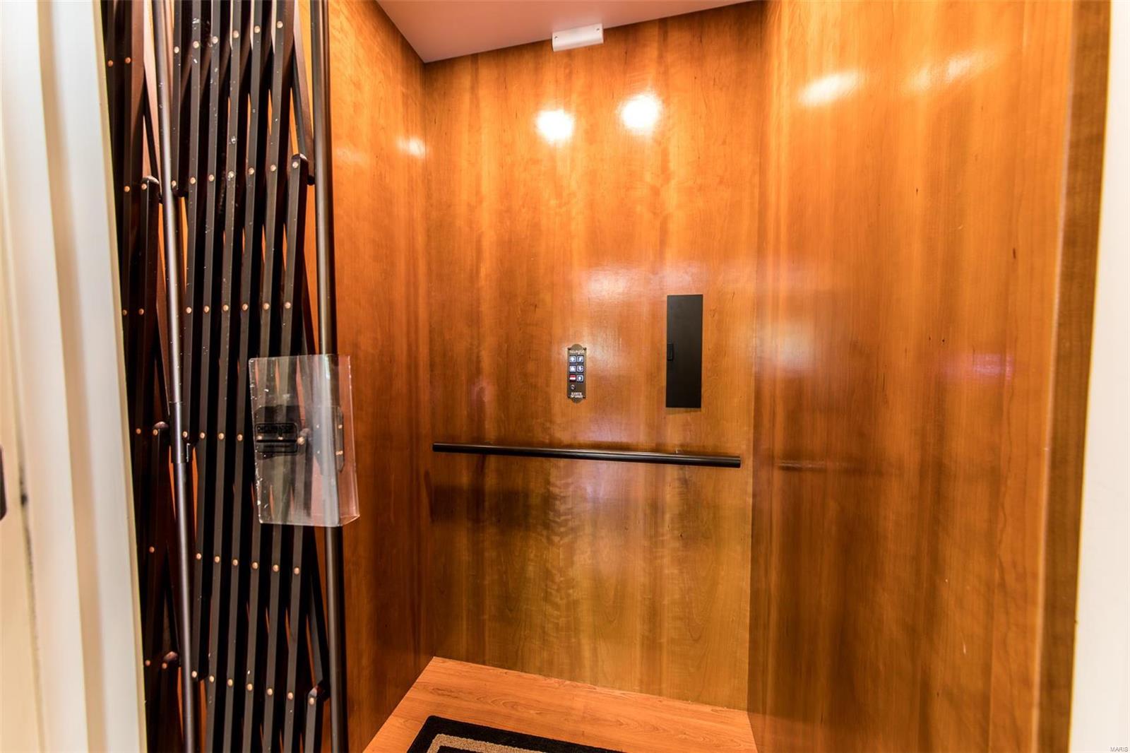 Country Estate - Residential