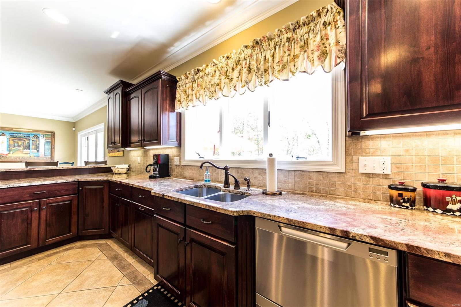 Country Estate - Residential