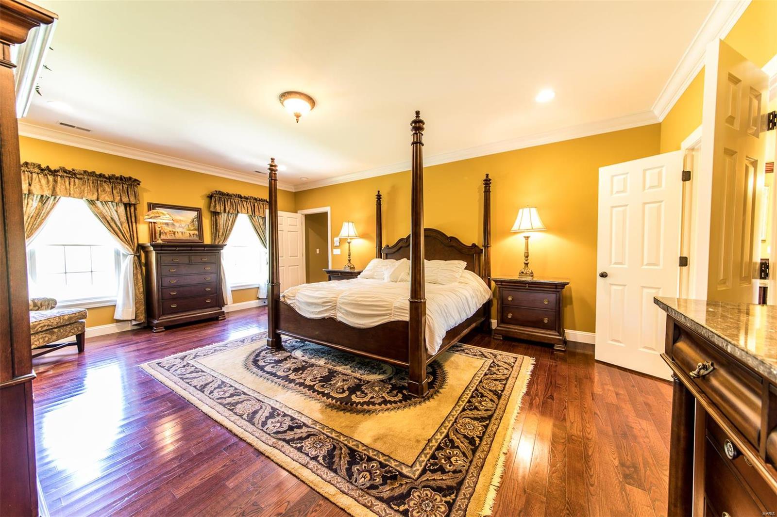 Country Estate - Residential