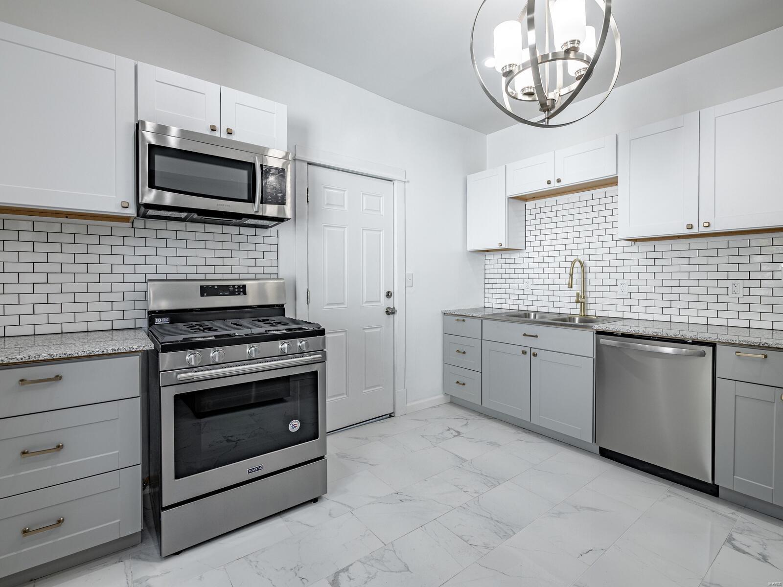 Aero Place - Residential