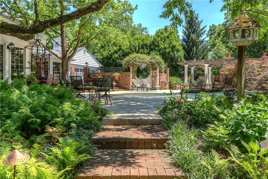 Gray Estates - Residential