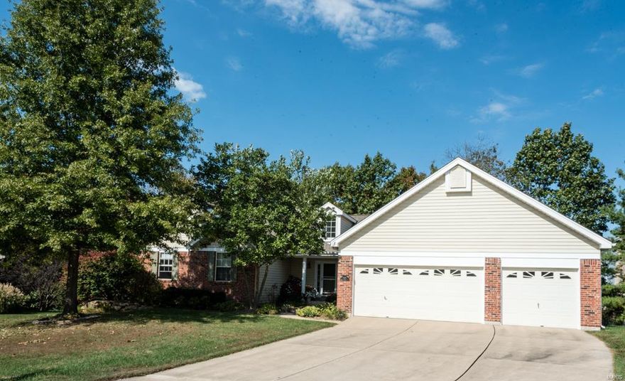 Beautiful Atrium Ranch Home Located on a Quiet, Private Cul de Sac! This beautifully decorated home has over 3100 sq ft of total living space & features Ralph Lauren Suede & Sand Paint in Great Room, Dining Room & 2 Bedrooms, Hardwood Flooring thru out Main Level, Vaulted Ceilings, Pendant Lighting in Entry Way; Large Great Room features WB FP & Open Stair Case leading to Finished LL; Formal Dining Room w/Gorgeous Pendant Chandelier; Kitchen has plenty of light with a half moon window & features Stainless Steel Appliances, Granite Counter Tops & Back Splash, Built-In Microwave, Breakfast Bar, Updated Lighting; 6 Panel Doors; Large Master Bedroom with Updated Master Bath w/Ceramic Tile Flooring, Granite Vanity Tops, New Lighting & hidden plumbing to easily add a Luxury Bath Tub. The Finished LL has a Family/Rec Room, Full Bath, Large Bedroom & Possible Extra Bedroom/Den/Exercise Room. Back yard backs to woods w/privacy to entertain. There is SO much more to see! DON'T HESITATE!!!
