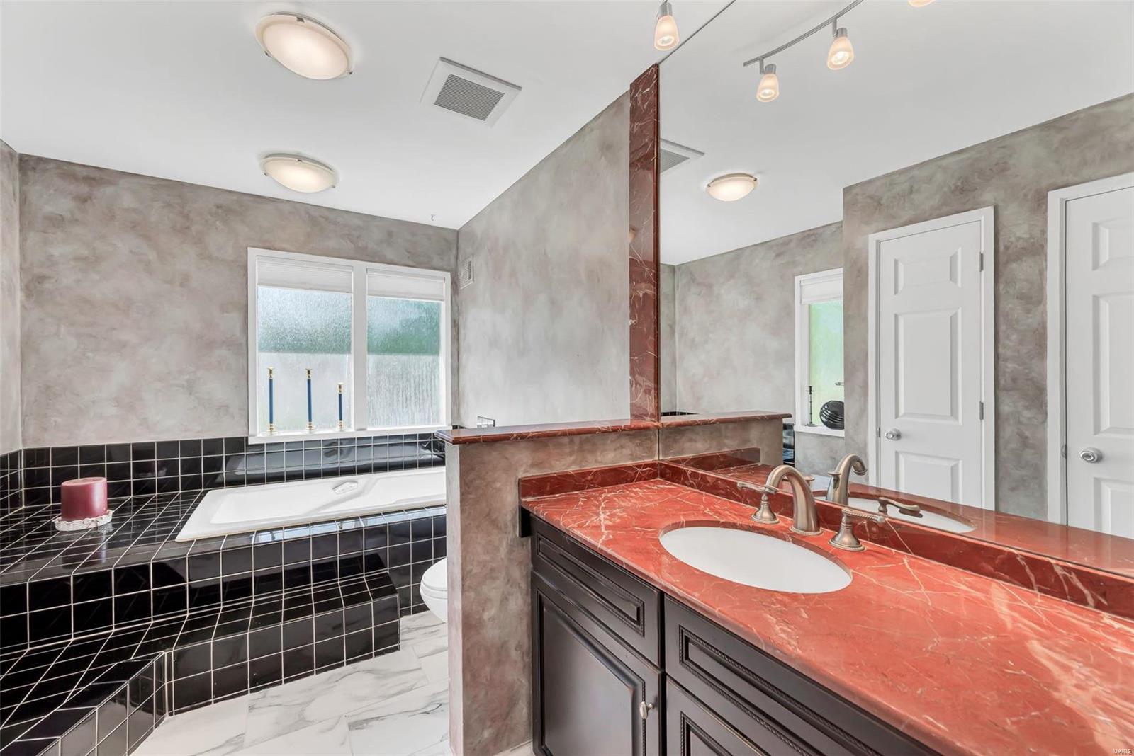 Sugarwood Trail - Residential