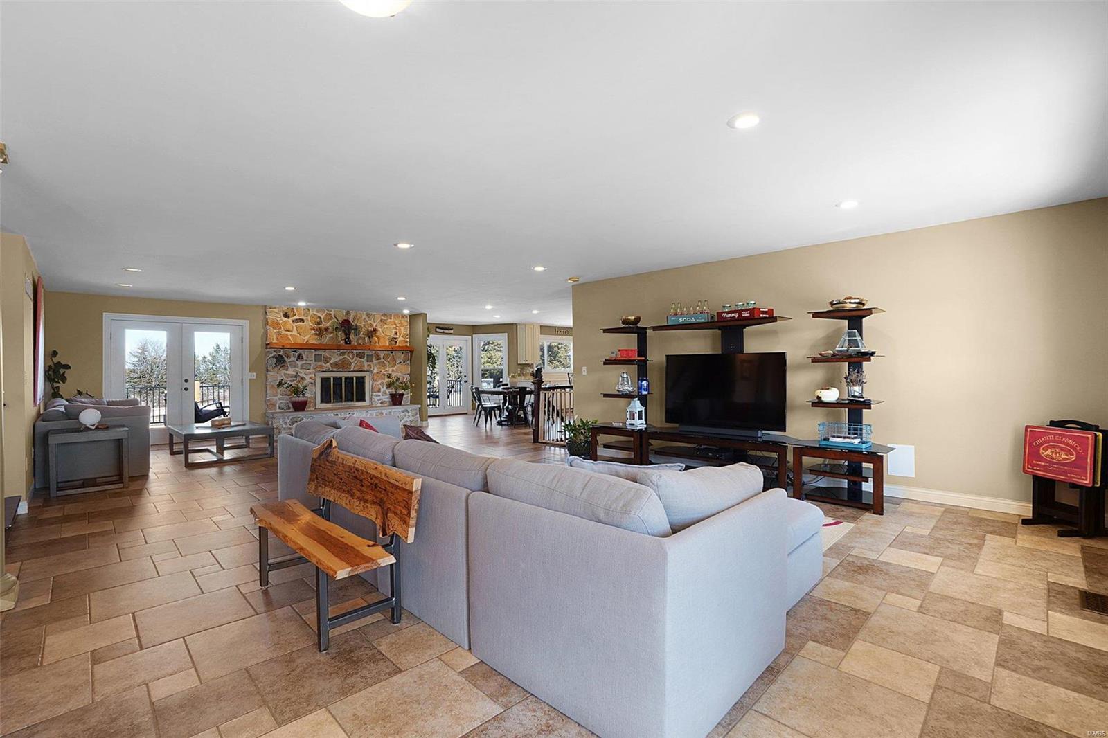 West Plains Estate #1 - Residential