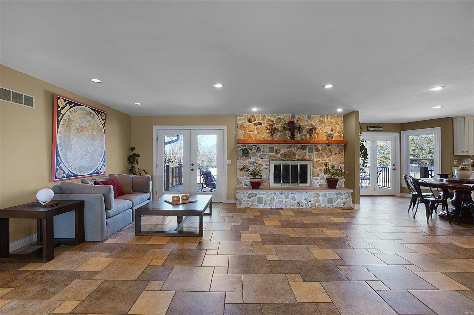 West Plains Estate #1 - Residential