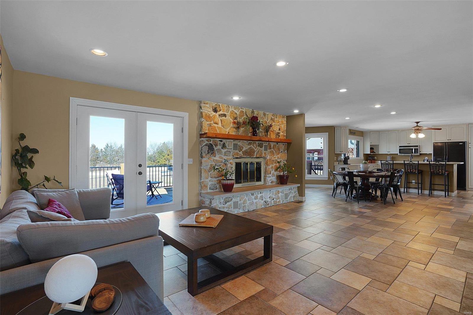 West Plains Estate #1 - Residential